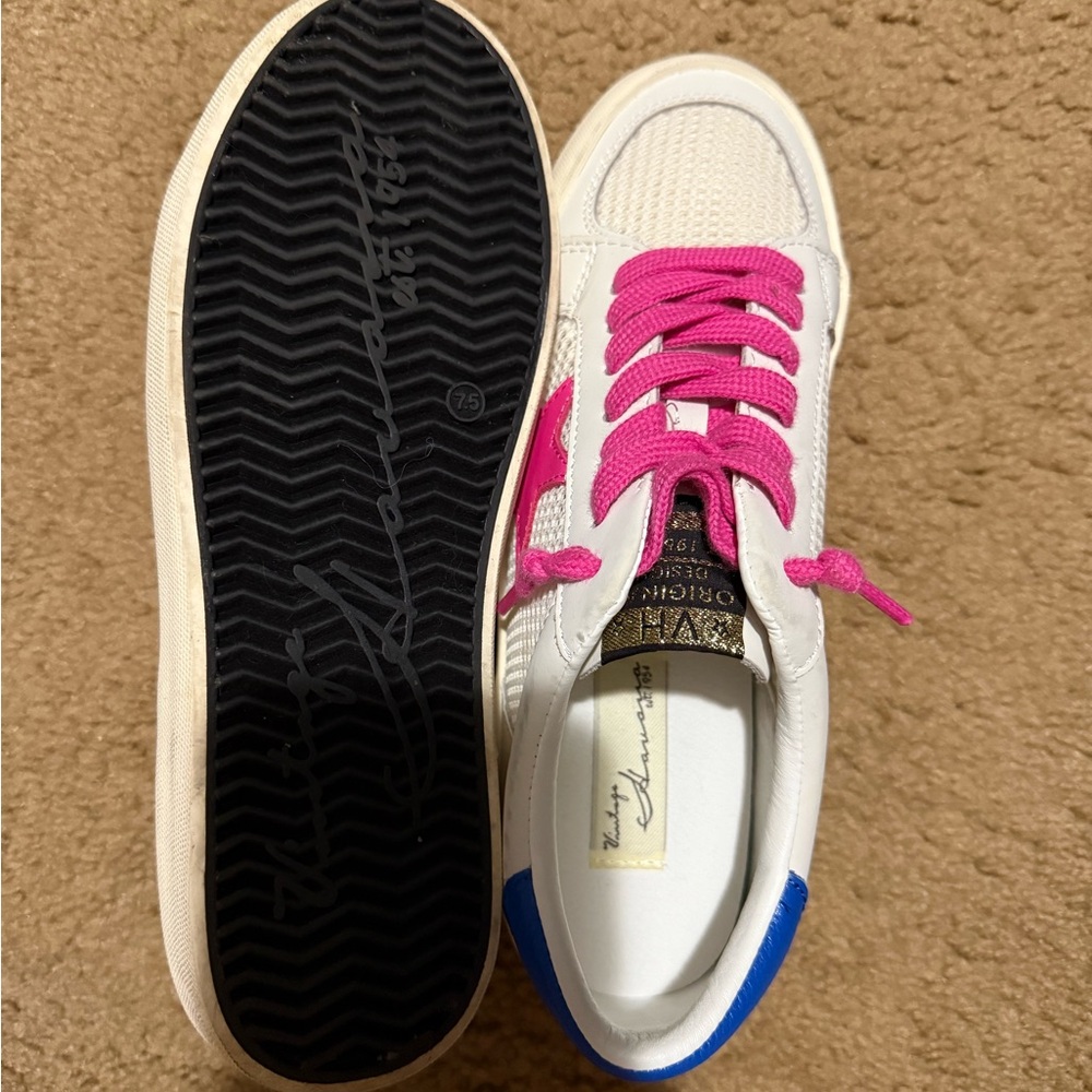 Vintage Havana White and Pink Sneakers - Picture 5 of 5